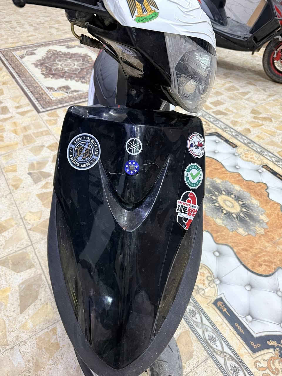 السلام عليكم للبيع دراجه ماكس عدله الدراجه حلوه ونصيفه مكينه مجفته ماتصرف عليها الف دينار جاهزه من كلشي سعرها 475 وبيها مجال مكاني البصره قاضاء المدينه 
رقم الهاتف ***********
