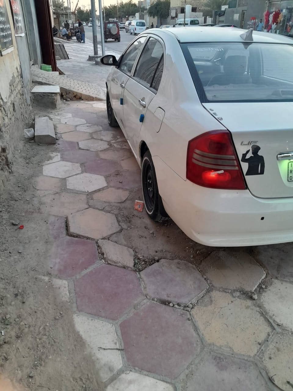 السلام عليكم ليفان 2013/بسمي مكينه كورله شرط كهربائيات شغاله تبريد تخم تاير كير بيه قره السعر 45بيه مجال /الناصريه الفضليه/ ***********
