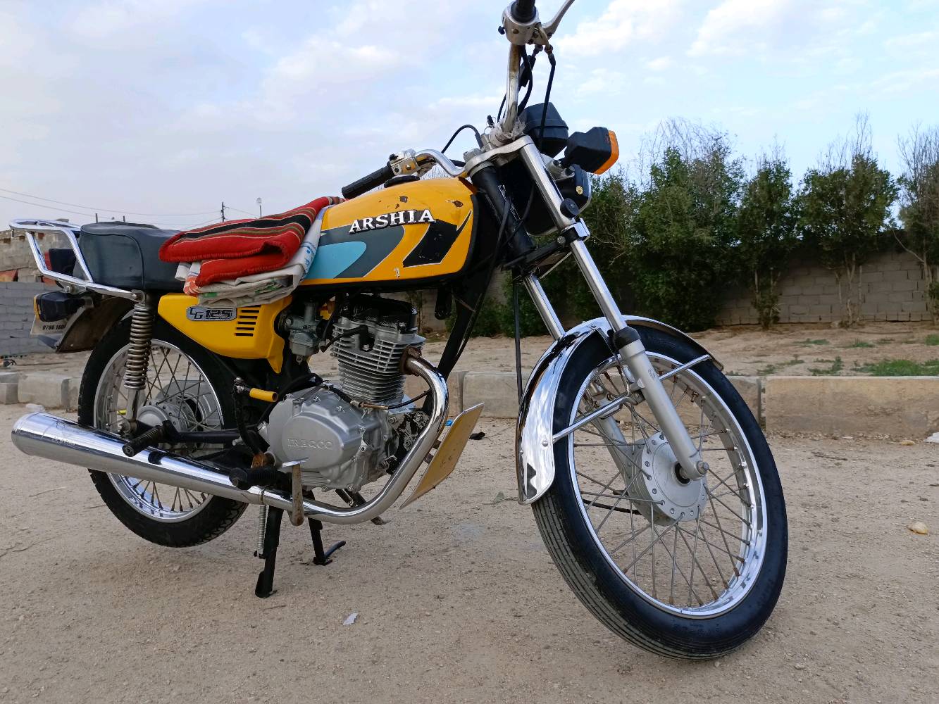 دراجه ارشا موديل 2021 الدراجه برغـي ماناقصها اوراق اصولـيه وشرط بعدهن بچيس السعر 600 وبيها مجال
متواجد فيس 
رقمي ***********