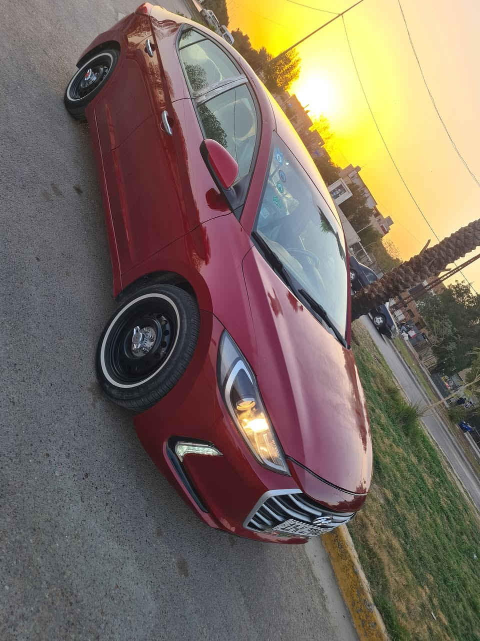 السلام عليكم..رمضان كريم ...
النترى موديل 2017..امريكيه الون ماروني.
حادثه الجاملغ الايمن والبنيد بدايه البدنه .يعني شي خفيف
مواصفات معروفه ..فياده ثلاثه انضمه ...مكينه 2000دوش
كير اي تي....كامره خلفيه تحكمات جهتين كروس سرعه..
وبعد بيه هواي مواصفات ..تبريد ثلج .تخم تاير السياره جاهزه.
بيه قطع صبغ بدون دواخل .ابيع احزام.احسن الك والي،...
رقم بغداد دولي الجديد ...بسمي ..سنويه جديده...
السعر،(108$)والشراي يدلل ....العنوان بغداد الكرخ شهداء السيديه ...قرب تقاطع دويش..ولتفاصيل  لكثر الاتصال على الرقم ***********...علي .تحياتي للجميع ....
