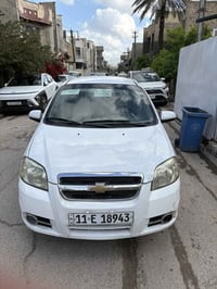 اڤيو موديل 2011 خليجي عارضها 80 بغداد للتواصل 07714217307