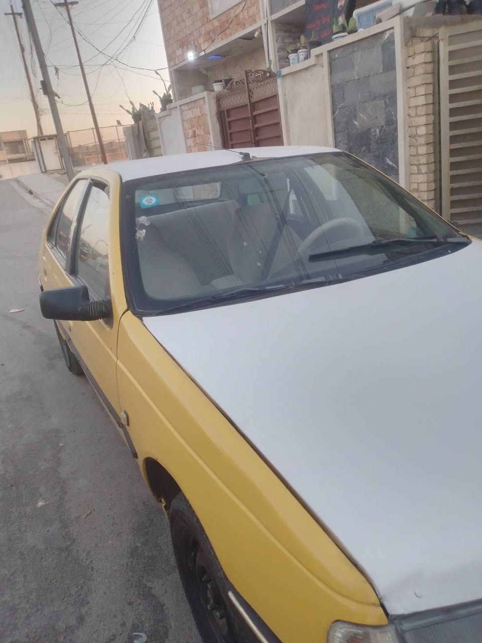 بيجو روئ موديل 2009 رقم دولي صدر جديد تبريد شغال كامله من كلشي اكسل جديد كهربائيات كله شغاله السعر 25ورقه ***********
