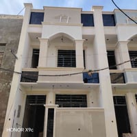 دارين للبيع المساحة 65 ثلاثة غرف.  تسليم مفتاح نوم فرع سليم ورة سواق ا...