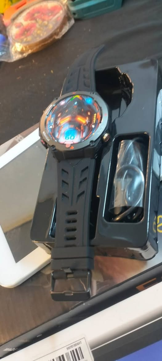 الساعة الذكية Findtime Military Smartwatch.
35الف اول تم
نظام تحديد المواقع (GPS): يحتوي على نظام GPS مدمج لتتبع المواقع بدقة أثناء الأنشطة الخارجية مثل الجري والمشي لمسافات طويلة.

الوظائف الرياضية: يتضمن بوصلة ومقياس ضغط جوي، مما يجعله مناسباً لمختلف الأنشطة الرياضية.

تتبع الصحة: مزود بأدوات لتتبع اللياقة البدنية ومراقبة النوم.

المميزات: مقاوم للماء ومصمم بتصميم عسكري متين.


**إذا كنت صاحب هذا الإعلان وتريد حذفه لأي سبب، رجاءا أرسل رسالة إلى الدعم الفني**