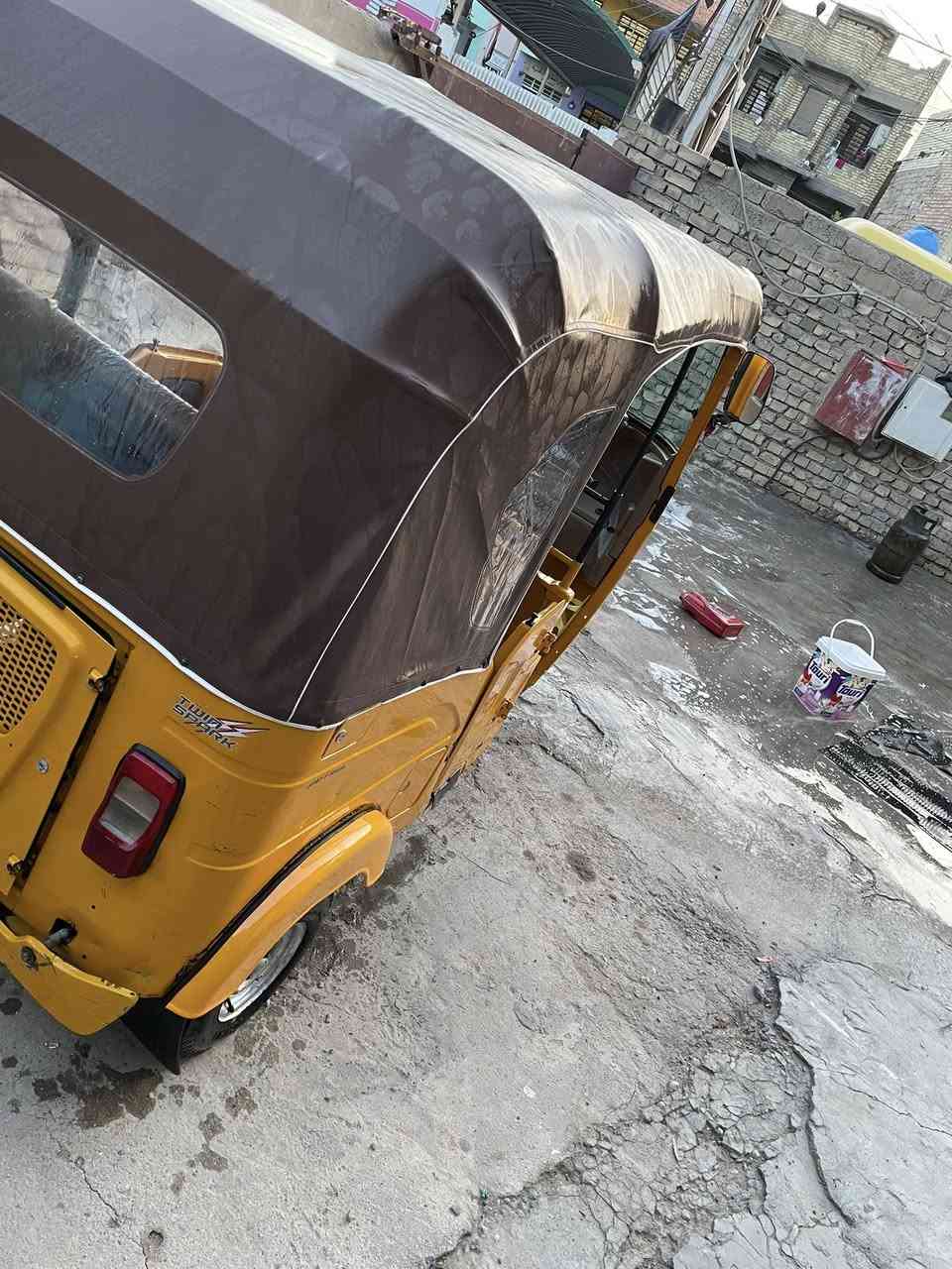 تكتك للبيع 2021 لون واحد اصفر رقم وسنوية باسمي تحويل ثاني يوم مشروع وطني شهر السادس بس دوس مكينة لا تبخير ولا تنقيص تجي وتقتنع التكتك مال بيت 
السعر ٧ و٤٠٠ 

***********
