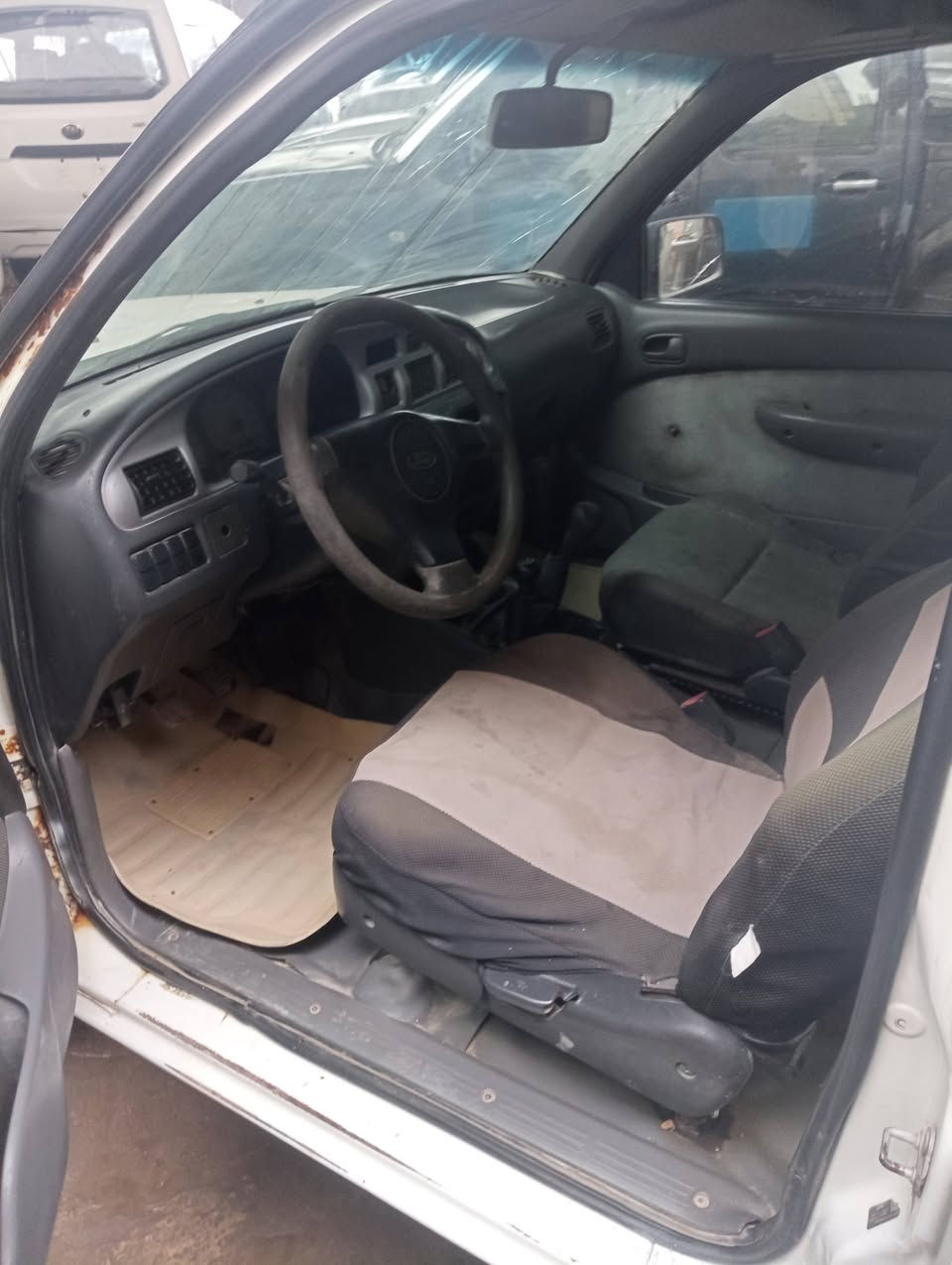 سلام عليكم للبيع سيارات مزاد وزارة الداخلية شغالات وجاهزات مكان بابل الحله اتصال ***********
