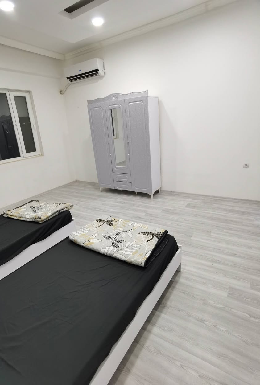 شقة مؤثثة للايجار
اريا ستي
ط 4 / 3 غرف وصالة
اثاث نظيف
للاستفسار
***********
***********
عقارات #SAM
