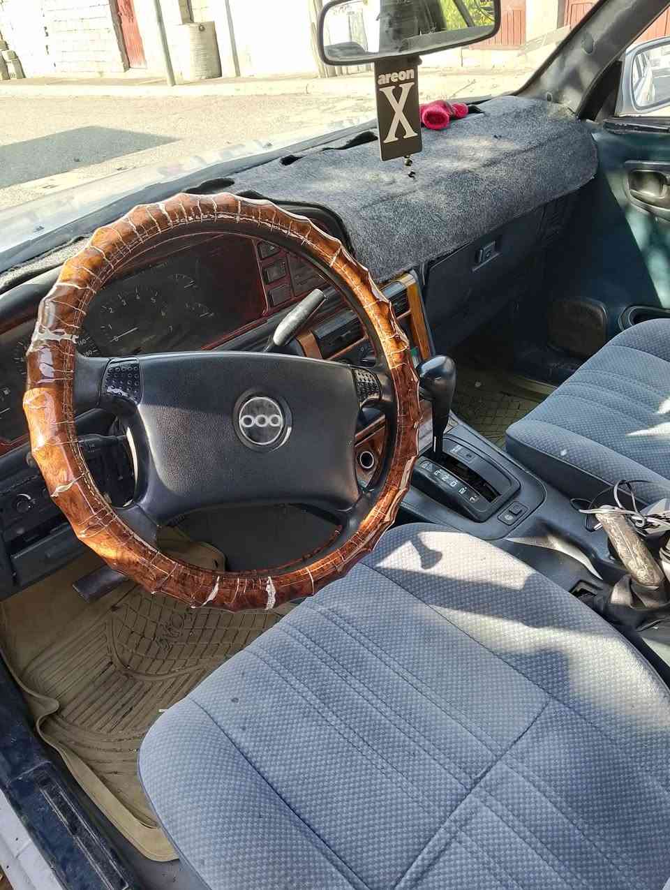 برنس عادي موديل 1994 كير اوتو محرك 18 .
سعر 25 وبيها مجال قليل .. السيارة رقم انكليزي باسمي تحويل مباشر
***********
