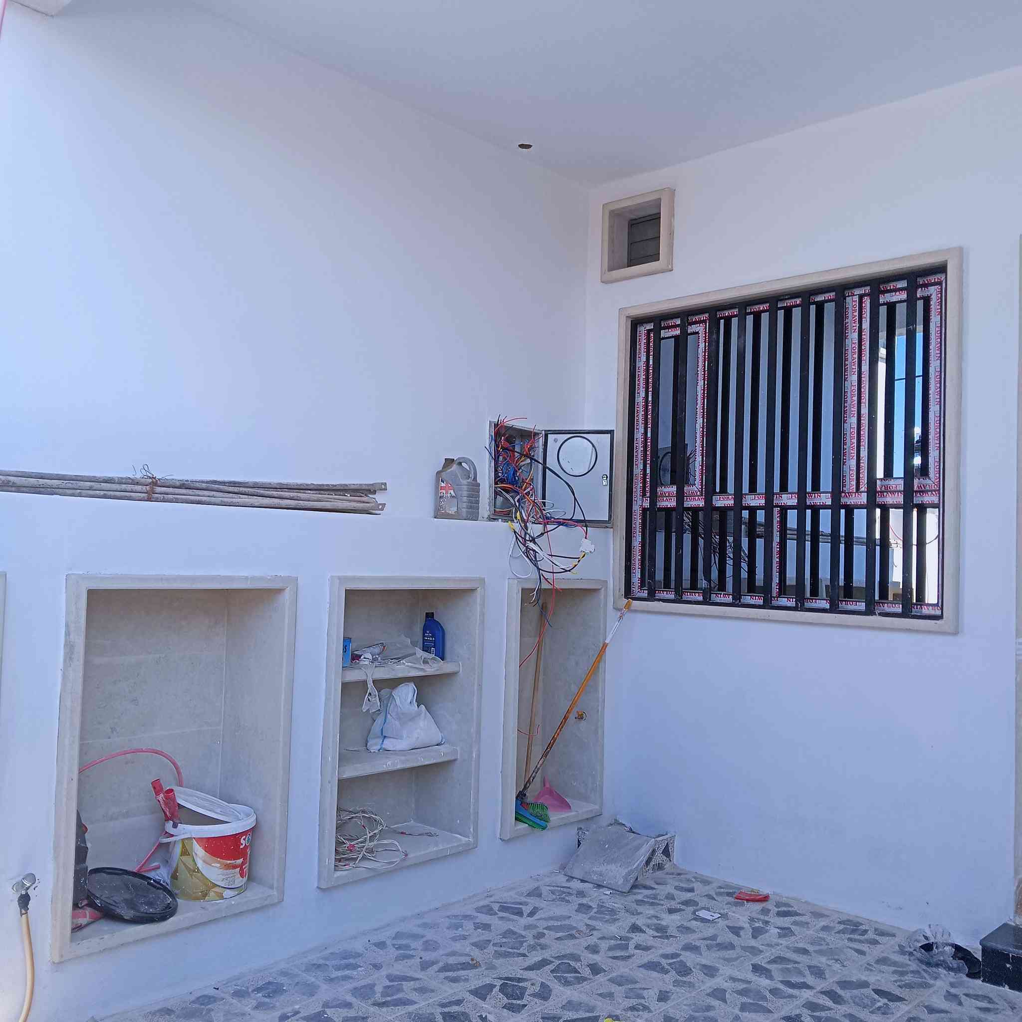 عروض مكتب انوار الخير 
دار للبيع جمعيه زراعه 
وصل جمعيه
مجاور جمعيه نخيل
على طريق دهوك
مساحه 150 متر
طابق ونص
طابق الول استقبال ومطبخ وهول
وغرفتين نوم وصحيات
********
طابق ثاني غرفتين نوم وهول وصحيات 
نضام دكتات
***********
***********
ابوعمران العقار
