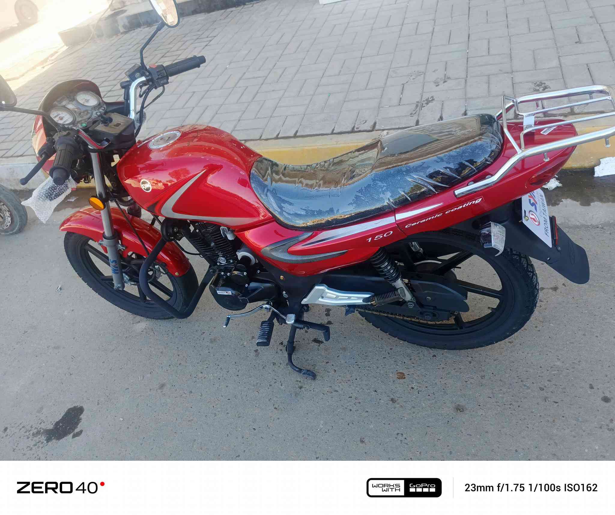 سايم مسجل وكامل  جديد حيل على وضع الشركه نضافه فول الفول موديل 2022 مشدود ب 24 كله جاهر السعر (مليون و 650 الف)  واذا موشراي لاتنطي سعر بكيفك مكاني رمادي تاميم الاستفسار ***********
