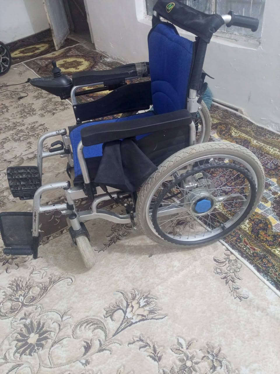 عربانة كهربائية معوقين للبيع سعرها 350الإتصال على الرقم ***********
