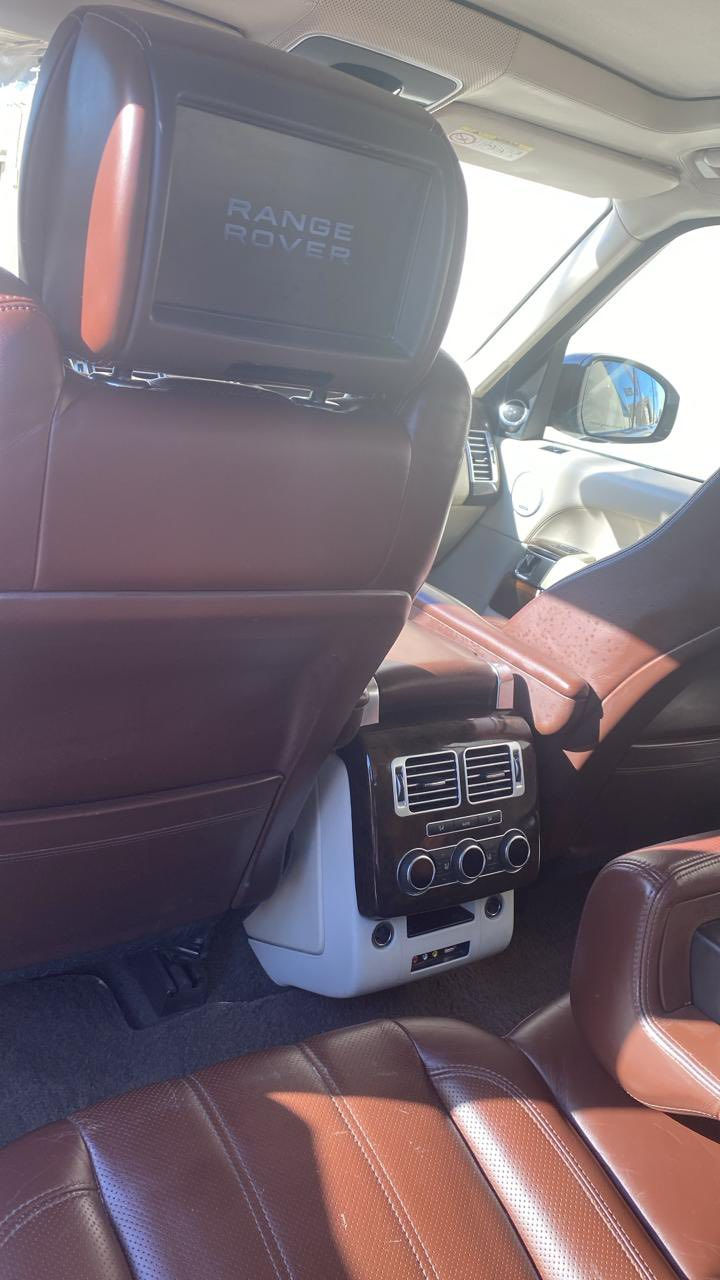 للبيع او مراوس رانج ڤوك شكل الجديد موديل 2013 فول مواصفات للاخير وجاهزه من كلشي مكينه سوبر معروفه مواصفات الرانج وخاصتنا هاذه الشكل خليجي سردار مكفوله كفاله عامه حته من الشخط والنكراش رقم شمالي وباسمي تحويل ثاني يوم سعر 27 الف وبيها مجال مراوس وينطي فرق نتراهم حسب القناعه رقمي *********** مكاني بغداد حي الجهاد
