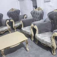 ديوان ملكي • ٦ قطع • للبيع