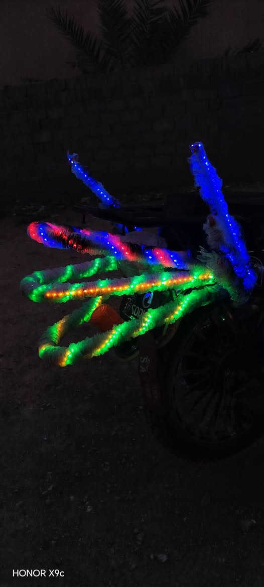 كماليات للبيع وصلت 25  

***********
