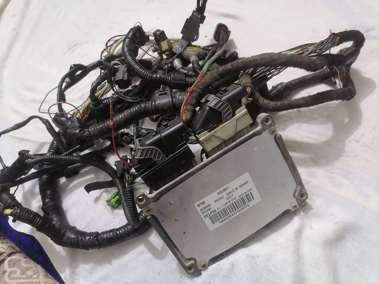 ضفيرة وعقل مال جيلي موبل كير عادي مشروطة للبيع السعر ٢٠٠ الف ناصرية اني ***********
