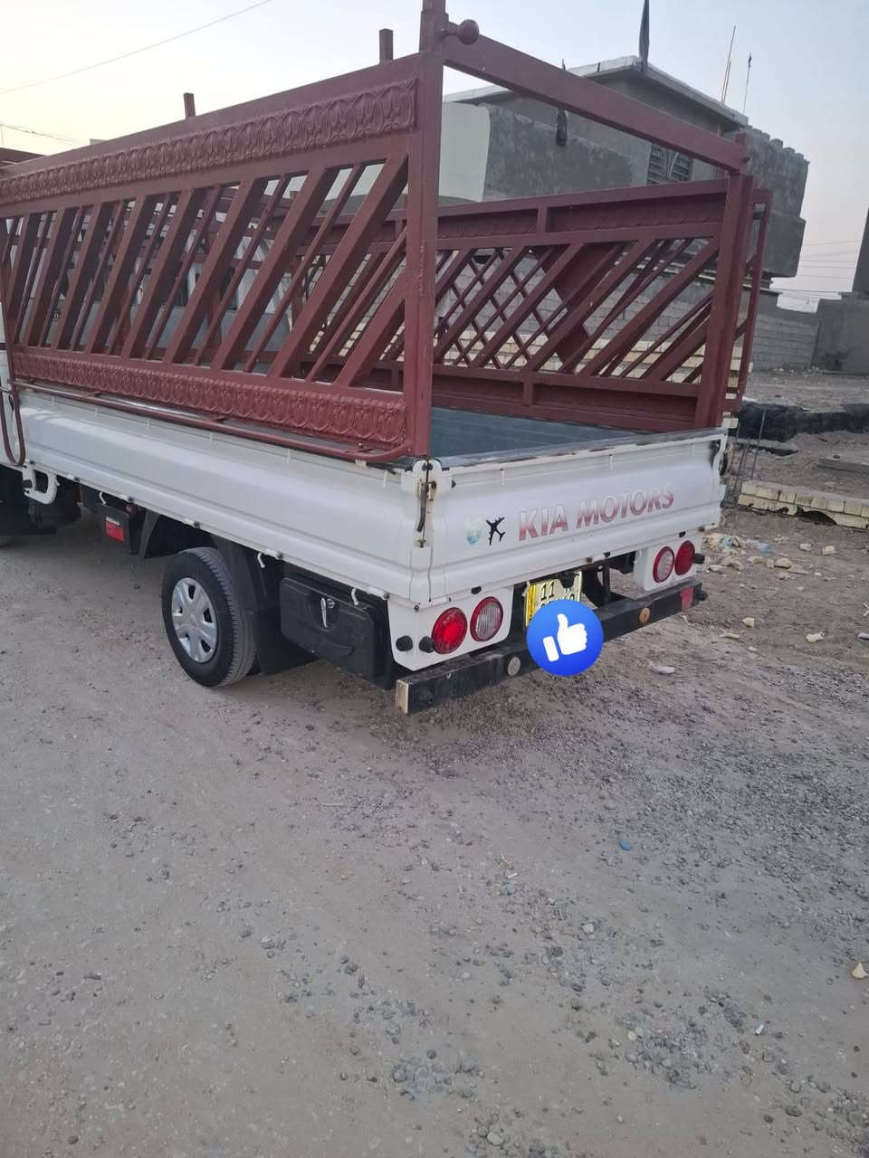 السلام عليكم
كيا بنكو 2700 
موديل 2018 بأسمي تحويل ثاني يوم
سياره مكفوله من الضربه 
تبريد ثلج 
محرك مامفتوح وضع الشركه 
رقم شاصي واضح 
رقم بغداد دولي 
سنويه 2030
تخم تاير
حداديه جديد 
السعر 130 وبيه مجال لشراي 
رقم الهاتف ***********
مكان السياره بابل جبله
