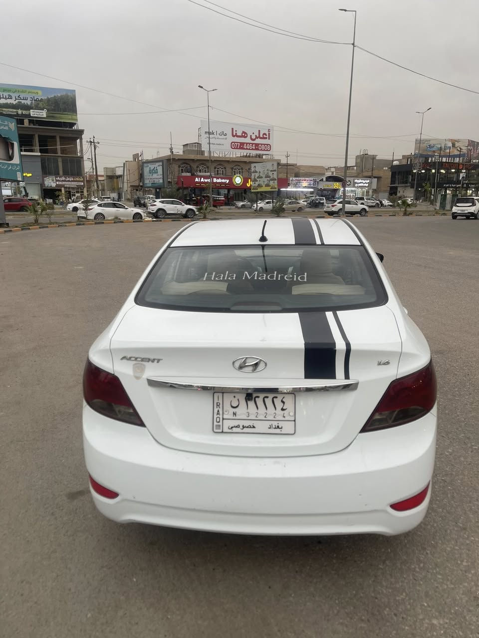 من رخصت الادمن اكسنت موديل 2016 لمتدد حادثه بارد بالباب خلف راكب و صبغ الهلال جاملغ الخلفي بجم كبس كفاله كير و مكينه محرك 1600 سيارة ماشيه 43743 ألف كيلو متر سعر شده 33 ورقه و بيه مجال للشراي للتواصل ***********
