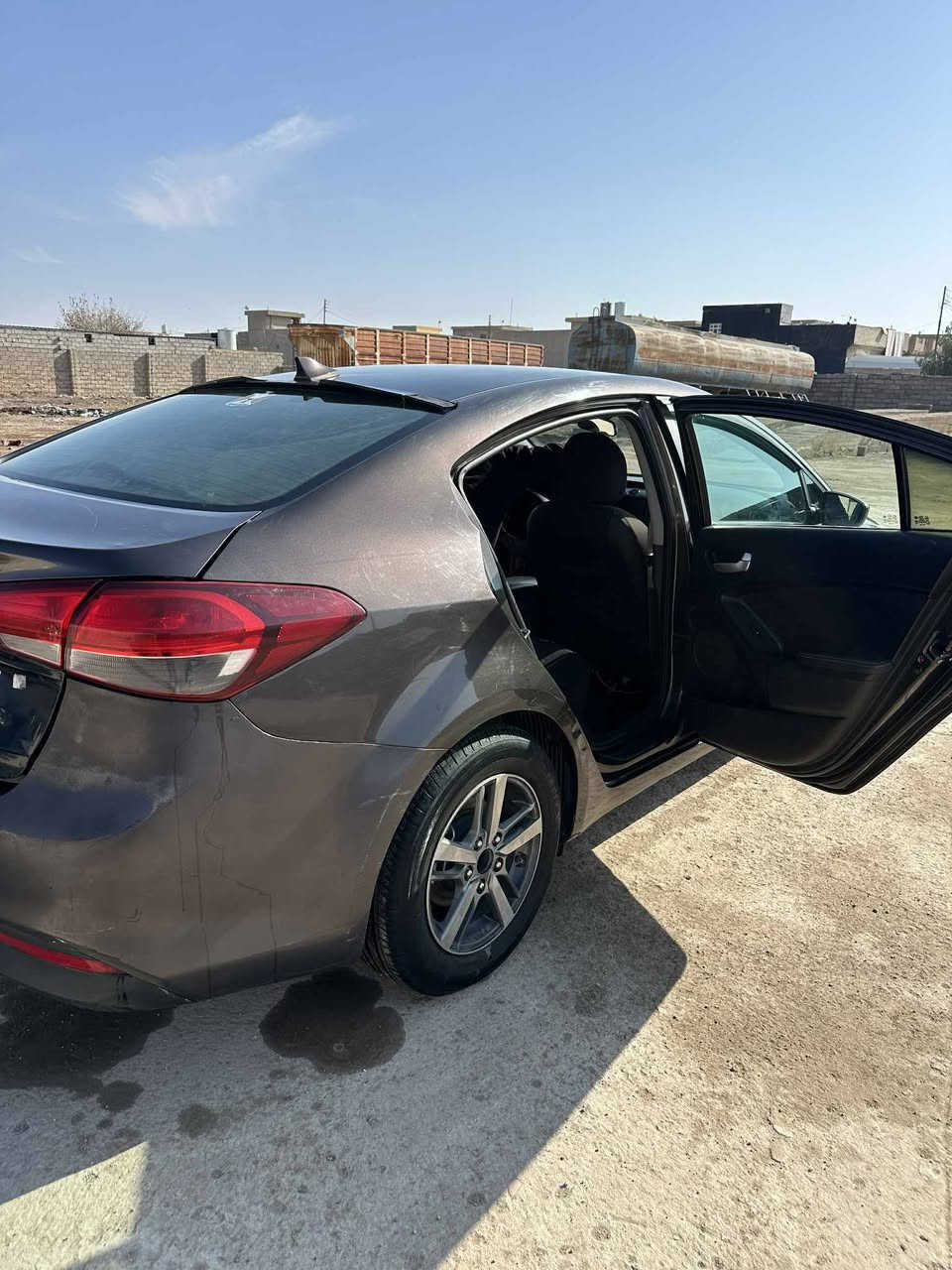 كيا فورتي 2017 أمريكي
محرك ٢٠ 
السياره مصبوغة حزام الضرر صندوق
رقم أربيل
مكانها الموصل
السعر ٩٥
الشراي يتصل
***********
