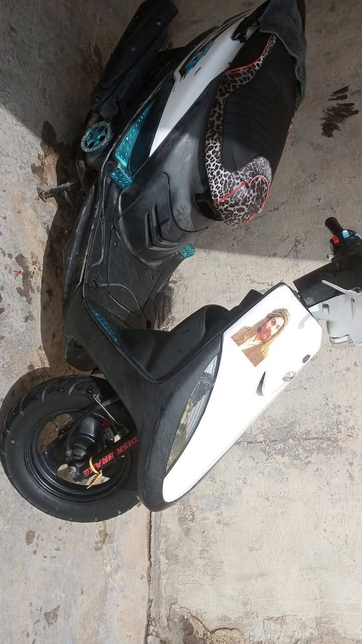 دراجه ماكس عدله للبيع كل شيء  
سلف هنتر بوشه 49العنوان كربلاء السعر650
وبيها مجالمكفول الدراجه كفاله عامه
رقم ‏‪***********‬‏/***********
