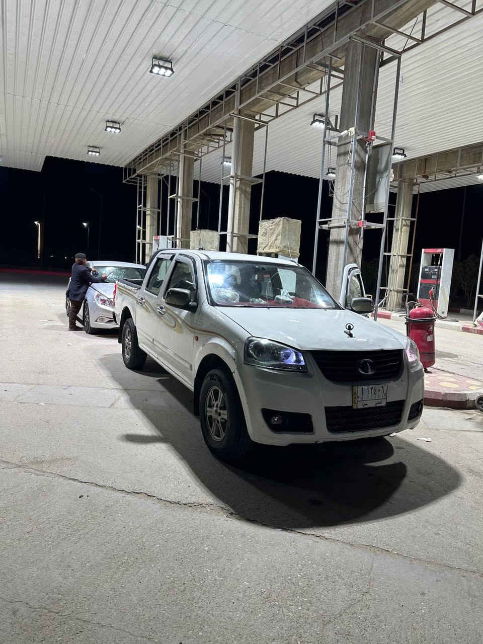 كريد ويل
موديل 2014 
مكينه بيها تنقيص كير مكفول 
اكسل مكفول 
تخم تاير 
حداده 
كهربائيات 
رقم مثنى شرط التحويل 
دواخلها حلوة 
عنواني بصرة كرمة علي 
السعر 68
الشراي يتصل بيع فقط 
***********
