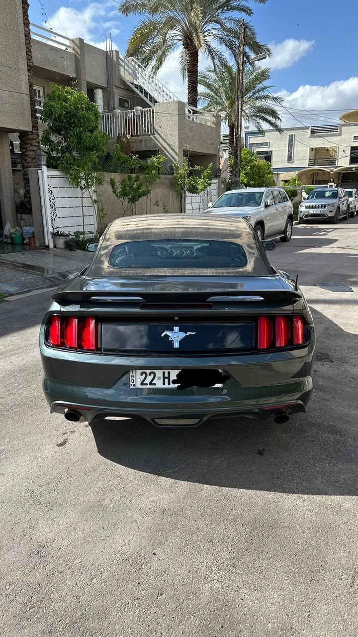 السلام عليكم
*فورد موستنك 2015 كشف 
*محرك v6 3700 
*ماشية 135 ميل
*لون زيتوني طوخ مميز 
*السيارة داخلة كلين وهنا صار بيها جاملغ امامي صبغ وشوية بالبنيد وطخة بالجاملغ الخلفي وكم مكان بارد صورة السونار موجودة 
* رقم اربيل باسمي تحويل بشرط سنوية لحد 2028
*شاشة sync 3 اصلية مال تفصيخ وتحكماتها كلها شغالة مودات القيادة والستيرن 
*عليها منظومة لايت زينون
*جناح شيلبي
*دبل بصمة تشغيل عن بعد 
السيارة نظيفة ومصروف عليها هواي ونصبتها بالحقيقة احلى من الصور  
السعر 150 وبيها مجال 
مكانها بالسيدية 
‏‭***********‬
