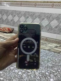 ايفون 11 برو  ماكس للبيع مبدل فقط شاشه  3 خيارات فيس ايدي شغال بطاريه ...