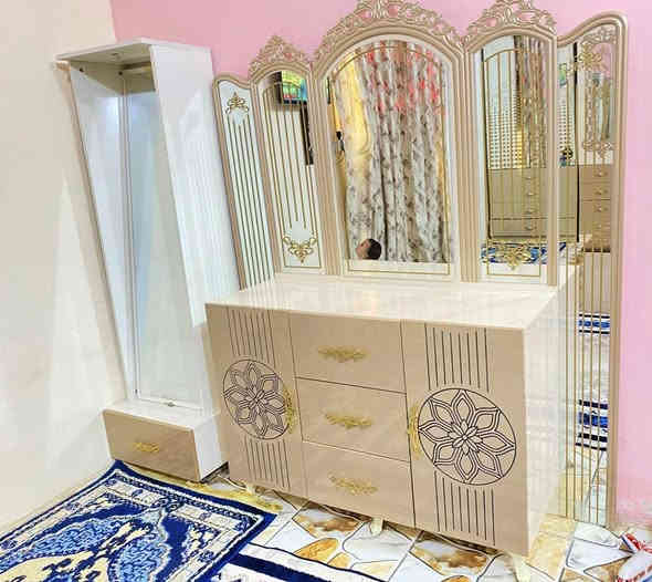 غرفه تركي 🇹🇷  🫰نزاكه ✨️
عنوان //سماوه الخضر 
السعر// 750
نضافه//90/💯
تحطيم الأسعار 🏃🏃
🛑 حصرياً لدى  ام ليان للأثاث التركي الجديد والمستخدم 🛑

✨ غرفة نوم تركية موديلات من 100 ال 4مليون ✨
تصميم راقٍ – جودة عالية – ألوان جذابة

✅ عندك غرفه وتريد تبيعه محتار دزه ابيعه الك بعموله بسيطه 

📩 للحجز والاستفسار راسلنا ***********
