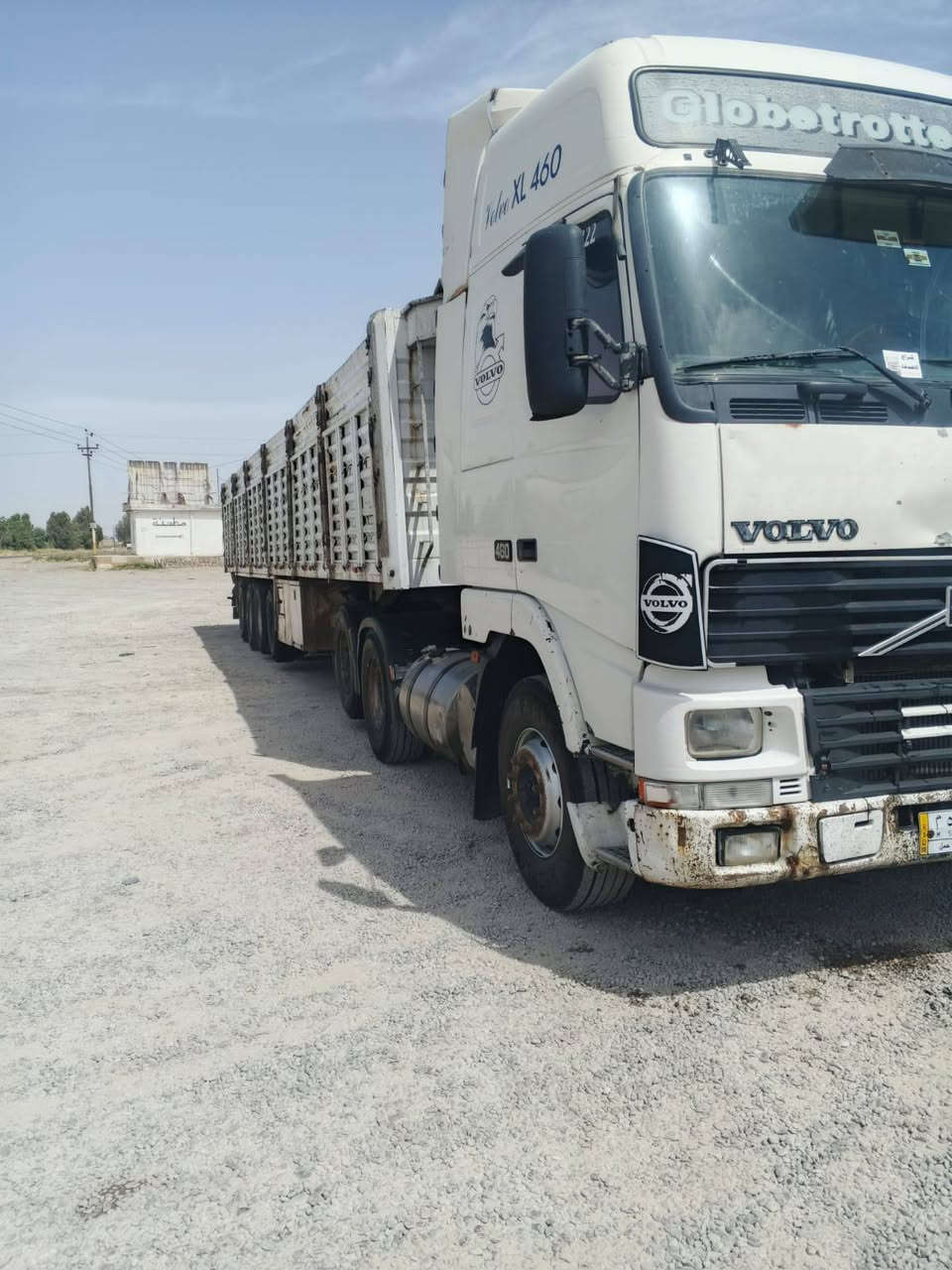فالفو للبيع ٢٠٠٢ راس وعربانه
السعر ٣١٥ وبيهه مجال ***********
