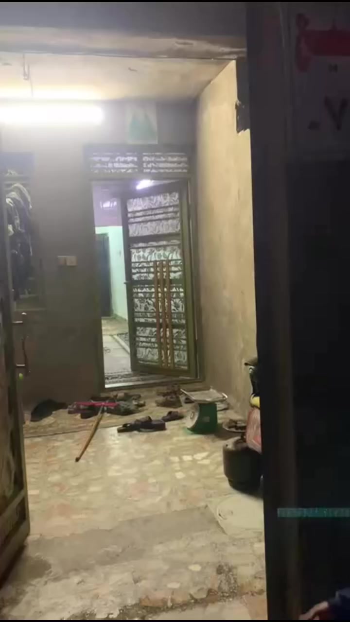 نصف قطعة للبيع شرك ( 72م ) في قطاع 27
طابق ونص مسلح نضيفة جدأ موقع مميز ................

الطابق الاول _ / أستقبال / وغرفة نوم / ومطبخ / وخدمات

الطابق الثاني _/ غرفة نوم كبيرة + سطح 

السعر /  115 

للاستفسار / *********** أستاذ سيف المحامي
                 *********** ؛
--------------------------------------------------------------------------------------------------
يتوفر أيضا أكمال المعاملات العقارية والقسامات الشرعية وترويج معاملات كاتب عدل و القاصرين والتنفيذ 
والتوكل بكافة الدعاوي الجزائية والمدنية والشرعية
وإكمال المعاملات المصرف العقاري وكافة معاملات التقاعد .

للاستفسار / *********** المحامي سيف العكيلي
