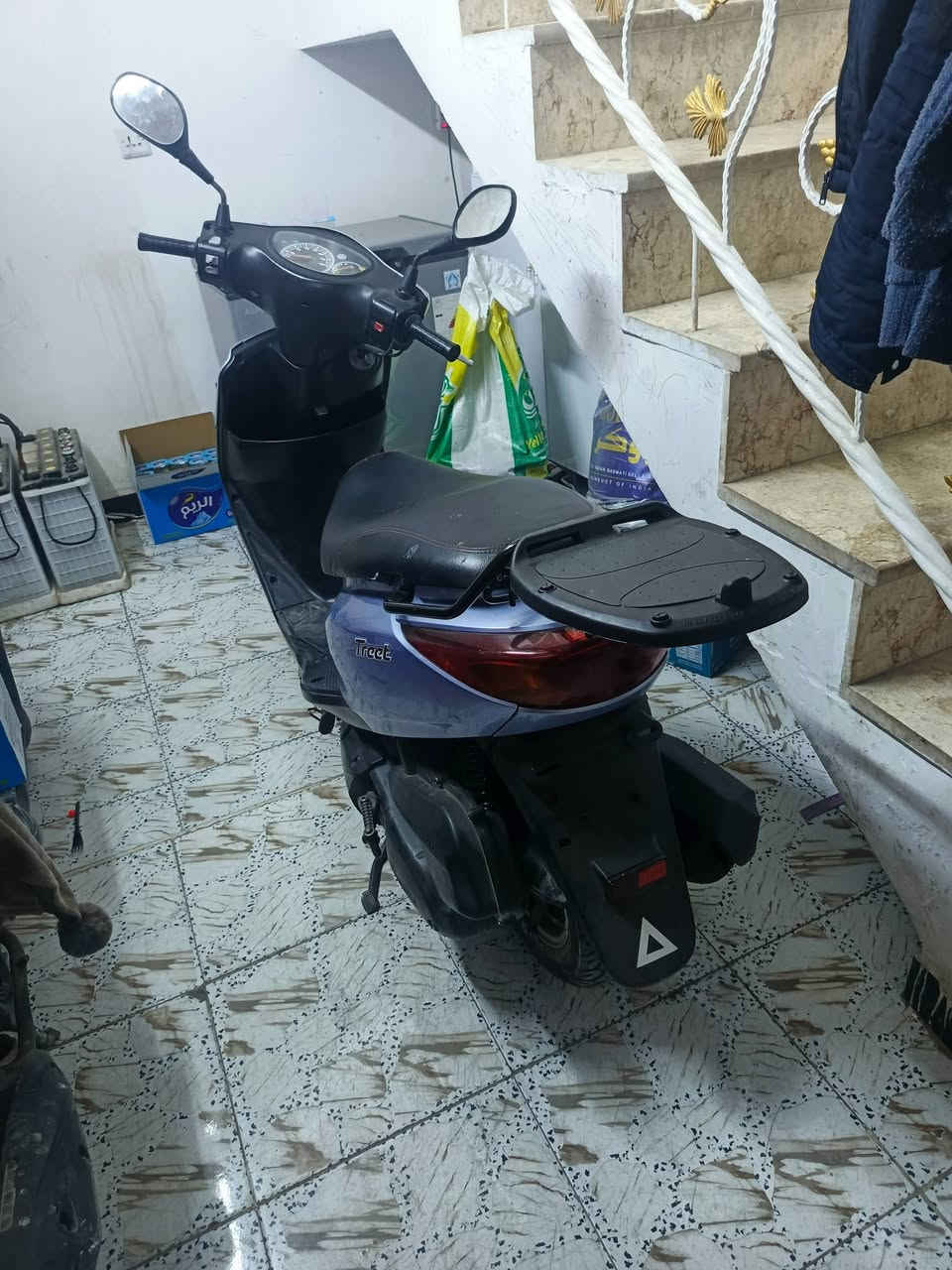 سلام عليكم بريز نوزل خطين دراجة بعدهي نضيفة كفالة عامة من الكفرات المكينة كفلهة عنواني ب ميسلون رقمي ***********
