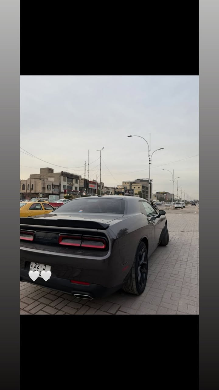 السلام عليكم
جالنجر ٢٠٢٢ sxt
المسافه المقطوعه ٤٩ m
السياره حادثه موضح بالصور 
( لا شااااااصي ولا   لغددد )
قطعتين صبغ وقطعه كلير من امريكا 
للاستفسار ***********
