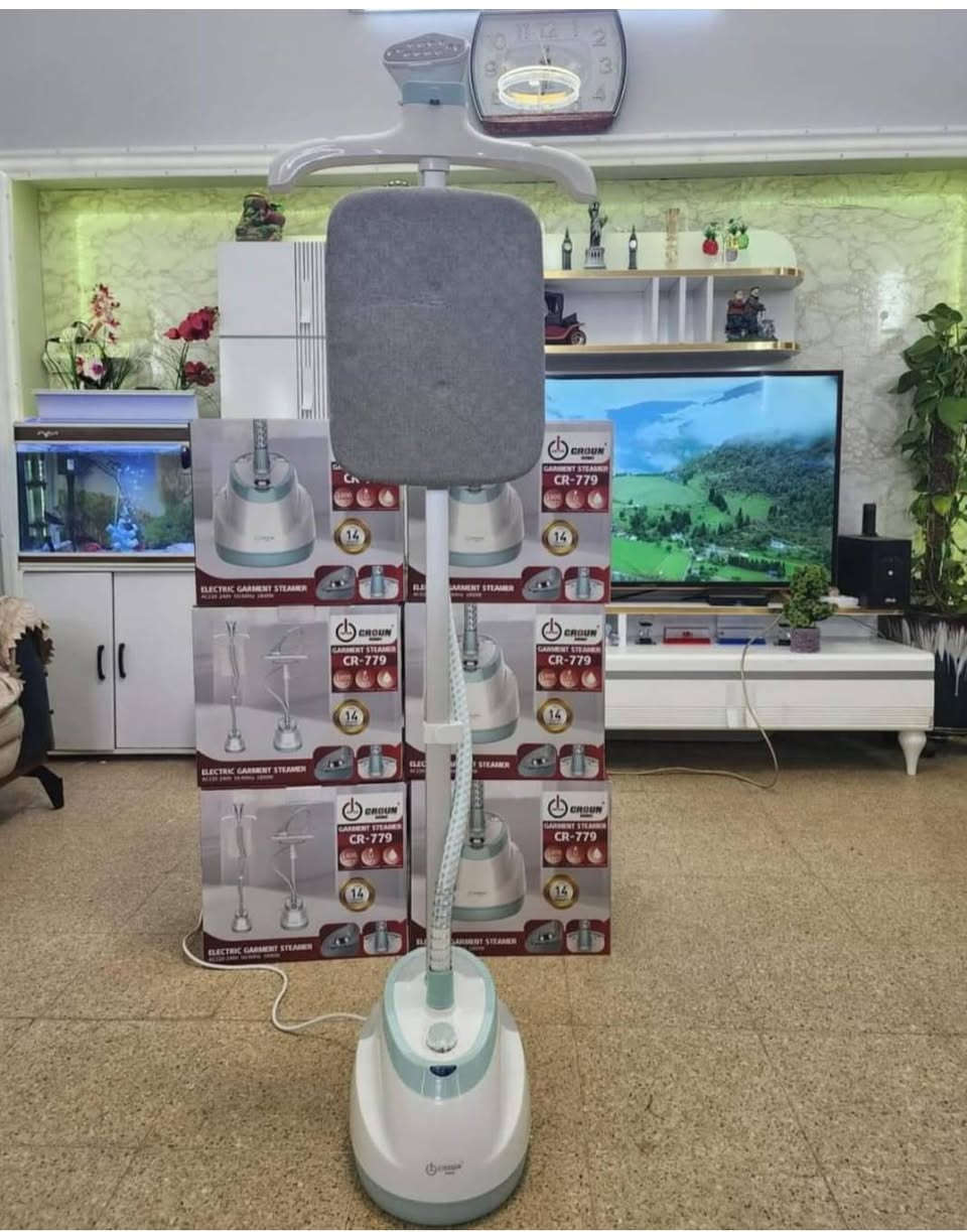 الف رحمه على روح امه وابو الي يعلقلي هذا باب رزقي الوحيد 
قوة عالية لتوليد بخار قوي
 وسريع، مثالي لكافة أنواع الأقمشة.
درجة حرارة عالية لإزالة التجاعيد بسرعة وكفاءة.
تصميم أنيق مع خزان ماء مرئي يتيح لك مراقبة مستوى المياه بسهولة.
حماية حرارية مزدوجة تمنع ارتفاع درجة الحرارة وتحمي الجهاز من التلف.
نظام قفل الطاقة يوفر أمانًا إضافيًا أثناء الاستخدام.
يأتي مع علاقة ملابس ووسادة مقاومة للحرارة لتسهيل عملية الكوي وضمان نتائج احترافية
ضمان لمدة 14 شهرًا لضمان جودة وأداء يدوم طويلًا.
كي جميع أنواع الملابس بسرعة وسهولة.
إزالة التجاعيد من الستائر والمفروشات دون الحاجة إلى فكها.
مثالي لكوي البدلات الرسمية والفساتين دون الحاجة إلى لوح كوي.
مناسب للاستخدام في المنازل ومحلات الملابس والفنادق.
يستخدم لتعقيم الملابس بالبخار وقتل البكتيريا.
الجهد : 240V 50/60Hz
الطاقة : 1800W
للحجز والاستفسار مراسلة الصفحه تتوفر خدمة توصيل بغداد, العراق


**إذا كنت صاحب هذا الإعلان وتريد حذفه لأي سبب، رجاءا أرسل رسالة إلى الدعم الفني**