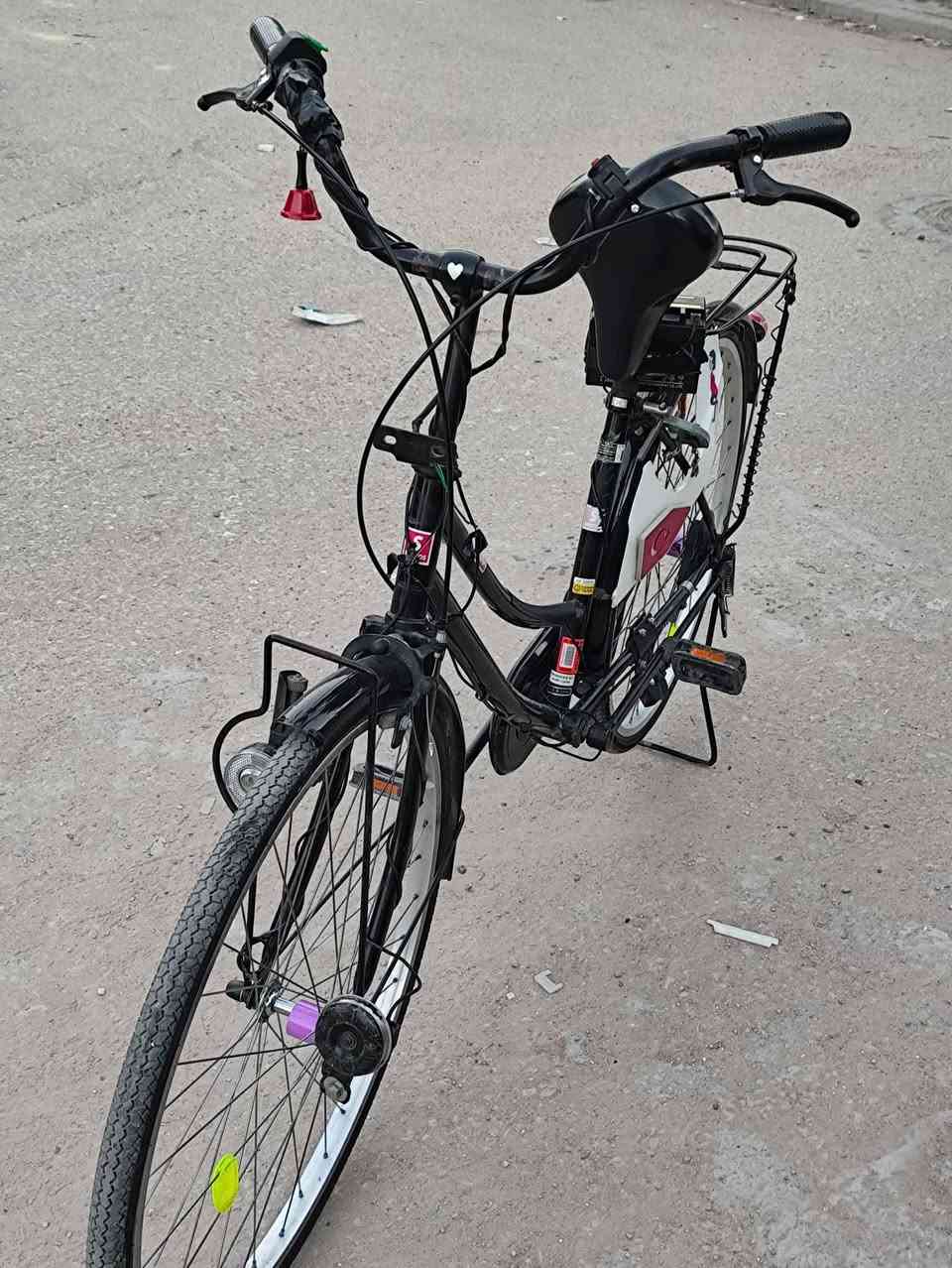 اسلام عليكم شباب 
بايسكل اسود سانتوس 
موديل 2020 
بايسكل وياه غراض شبجه عضم وجك صفح ويجي وياه هورن كامل 
وكشن قلاب وجرس طلاقات ولف وفسوورات
بايسكل ويلات موس نضيف 
السعر 140 وبي مجال للشراي 
مستعجل عل بيعه 
العنوان النجف الاشرف خدمي حي الوفاء


**إذا كنت صاحب هذا الإعلان وتريد حذفه لأي سبب، رجاءا أرسل رسالة إلى الدعم الفني**