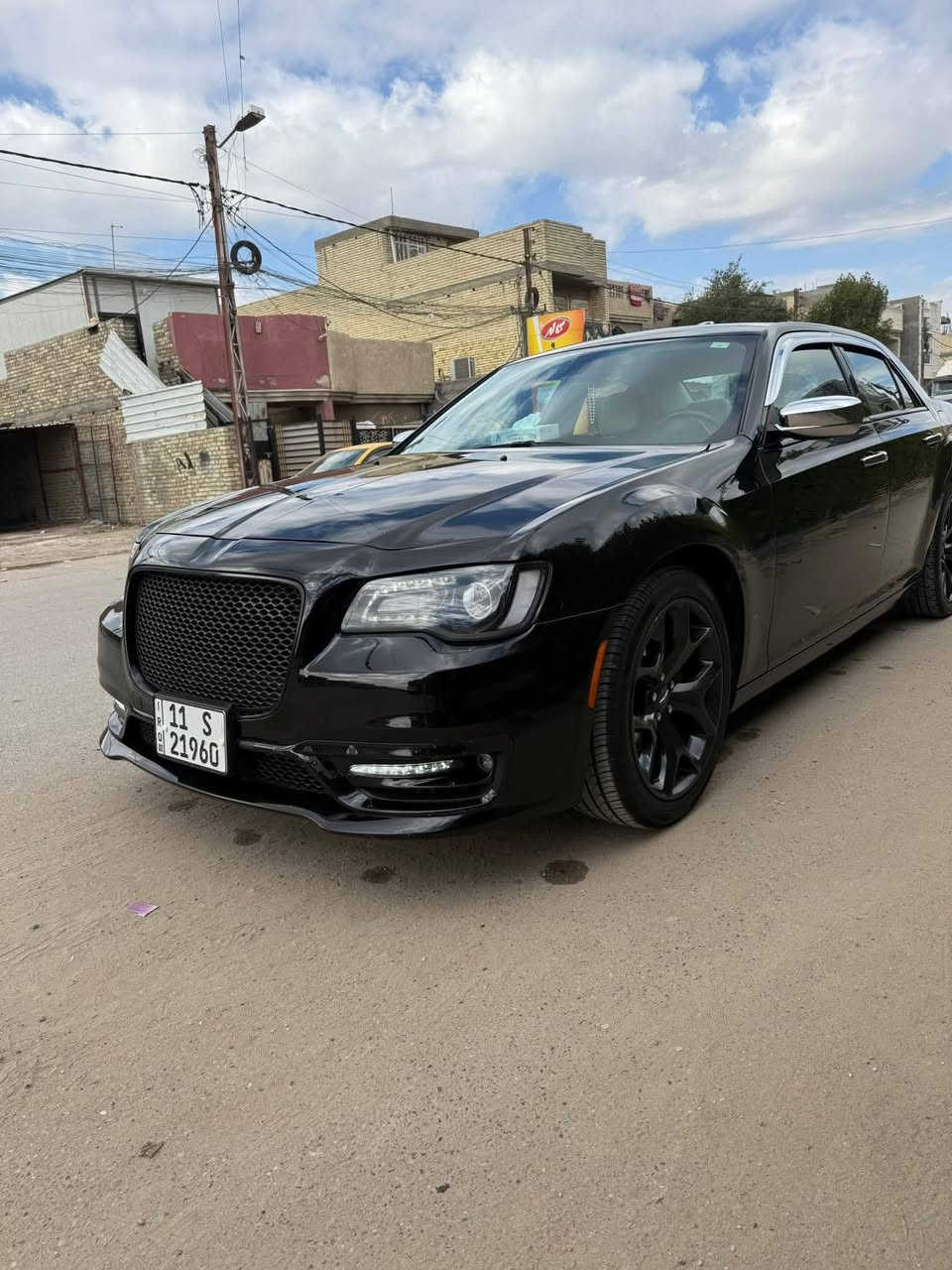 شعندك مراوس بسيارة موديل أقل وسعر أقل نزل بالتعليقات والرزق على الله
كرايسلر أوباما 2021  أصل اصل
رقم بغداد الإنكليزية بأسمي
السيارة مال بيت جديدة جديدة
ماشية 60  الف   m 
بعدهي بريحة الشركة
محرك 3600  شركة
كير شركة
تو ويل اصل
بصمة تشفيل
بصمة أبواب
بصمة صندوق
شفتات ستيرن
حساسات امامي خلفي 
لايت زنون
نظام ترحيب دخول ذكي
نظام كار بلي
شاشة كبيرة
وبعد بيها مواصفات 
حادث بسيط جدا
بدون ايرباك 
ربع بنيد وشبرين بالجاملغ صبغ
بدون ايرباك شرط الفحص والسونار
وين ما يعجبك افحص

مكان السيارة بغداد البياع تقاطع درويش 

السعر 285  وبيها مجال 

ملاحظة 

كتبتلك كل التفاصيل والصور 

تعجبك السيارة تعال ما أقصر وياك
متعجبك اعبر المنشور ودعيلنه بالرزق

***********
***********

واتساب
