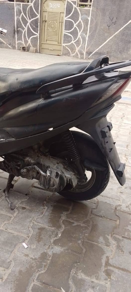 سلام عليكم دراجه ماكس140دراجه نقصها سلف كهربائياتها كلها شغاله كامله الدراجه خير من الله ما مفتوحه ع بلاد سعر 300 وبي مجال العنوان بغداد الشعب حي البساتين قرب اسواق دنيا رقم صاحب الدراجه ‏‪0770 162 3613‬‏ بي واتساب
