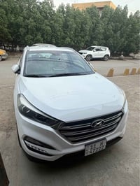 يالله السلام عليكم اخوان عندي توسان 2018 خليجي مكفوله كفاله عامه من ال...