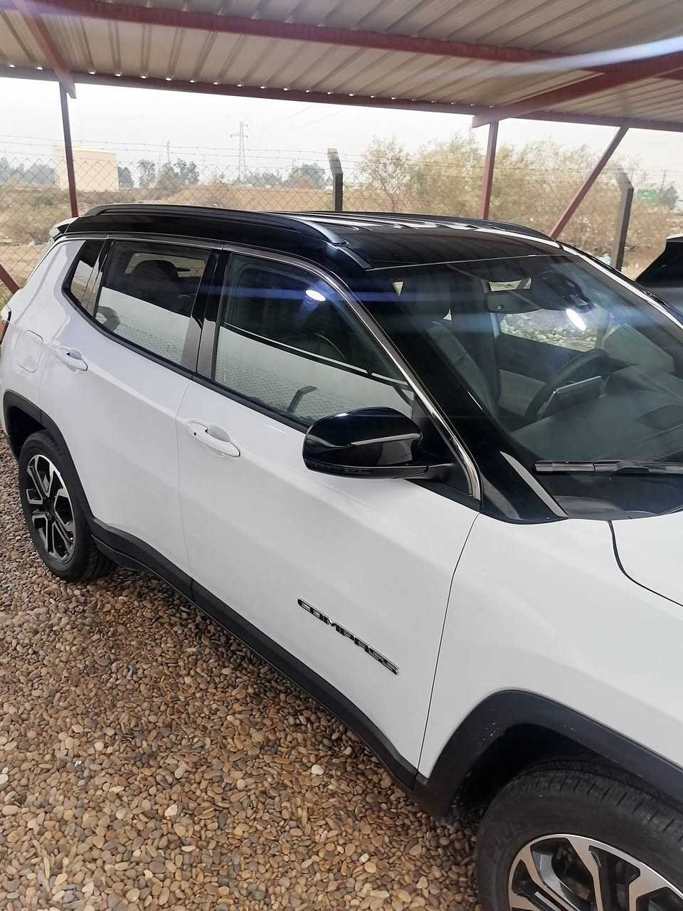 جيب كومباس موديل 24 مكينه 200 تيربو فئه 4×4 لمتت واحد على واحد بدون تبديل صبغ لبنيد فقط  كشنات جلد ويل كروم جنطه كهربائيه اشاير بلمري شاشه تاب مرقم اربيل تريد وكاله تريد تحويل بأسمي العنوان ميسان التفاصيل اكثر اتصل ***********
