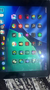 ايباد ٩ • موبايل