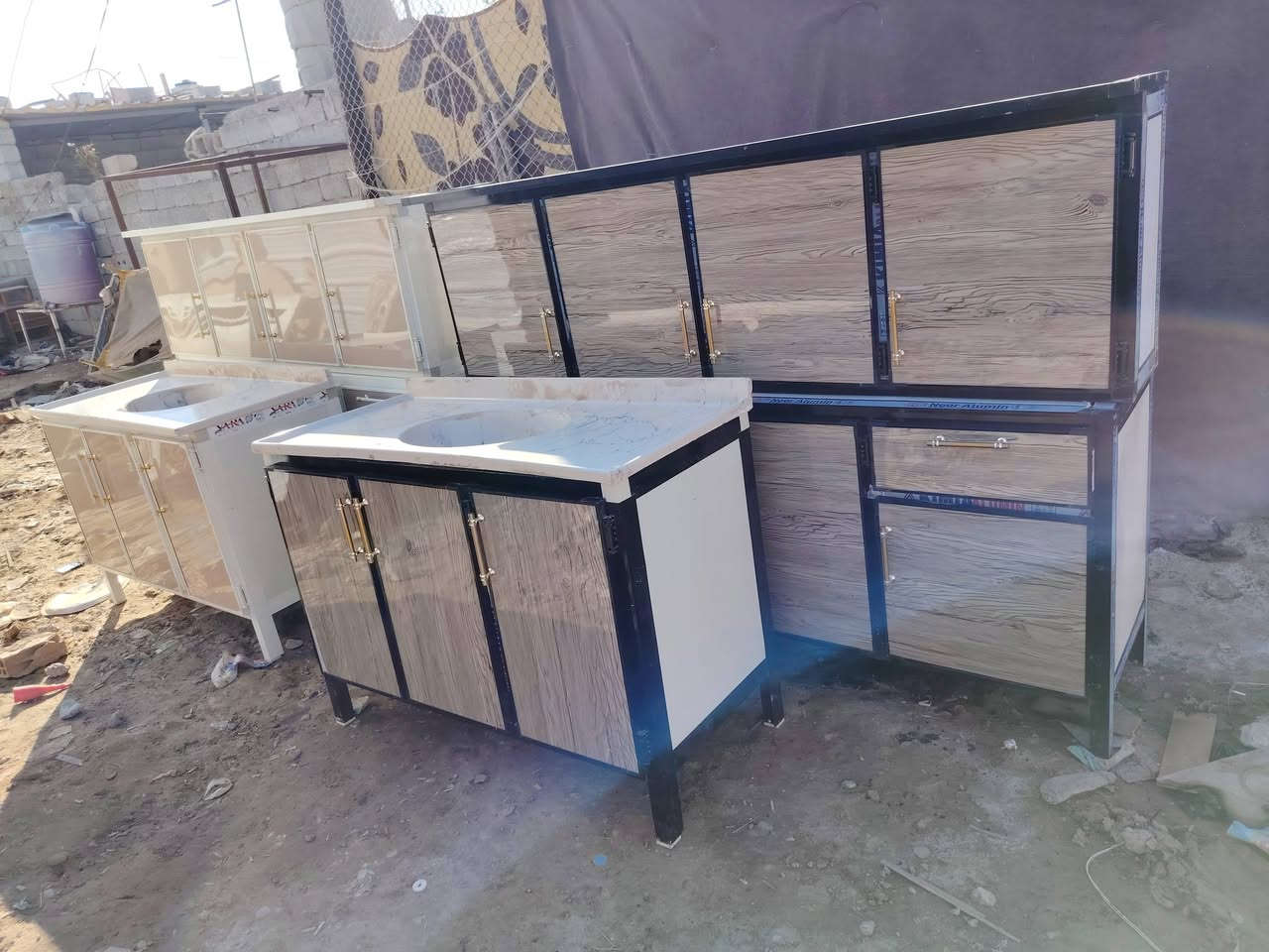 وجبة جديدة من الكاونترات والدواوين للبيع والمراوس للاستفسار راسل الصفحة او اتصل ***********  واتساب
