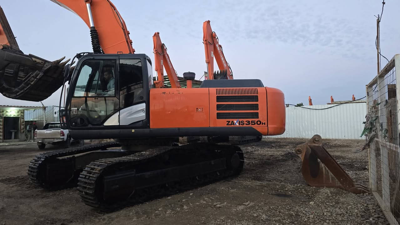 (بســم الله الرحمن الرحيــــم)

(يوجد لدى معرض النجوم التجاره العـامه)
(فقـط العشـاق الجديـد ولمميـــــــ♻️ـز)
فايف-جي-بـــم ونـــوزل(كفـالة عامـه وارد اليـابـان
(-ZAXIS_5G_350H) (2018 موديــل عالـي )
بحـال الزيــ✅ـرو) (فــول موصــفـ𝘔𝘶𝘢𝘴𝘢𝘧𝘢𝘵ـات)
(بسعـار مناســـــــبة) (كلشي وضع شركـــة)
(عنوان المعرض📍- بابل الشوملي طريق الحولي) 
(الاتصال 📞:والاستفسار الاكثـر الارقم التالي 
        ***********  قاسم طرنان
