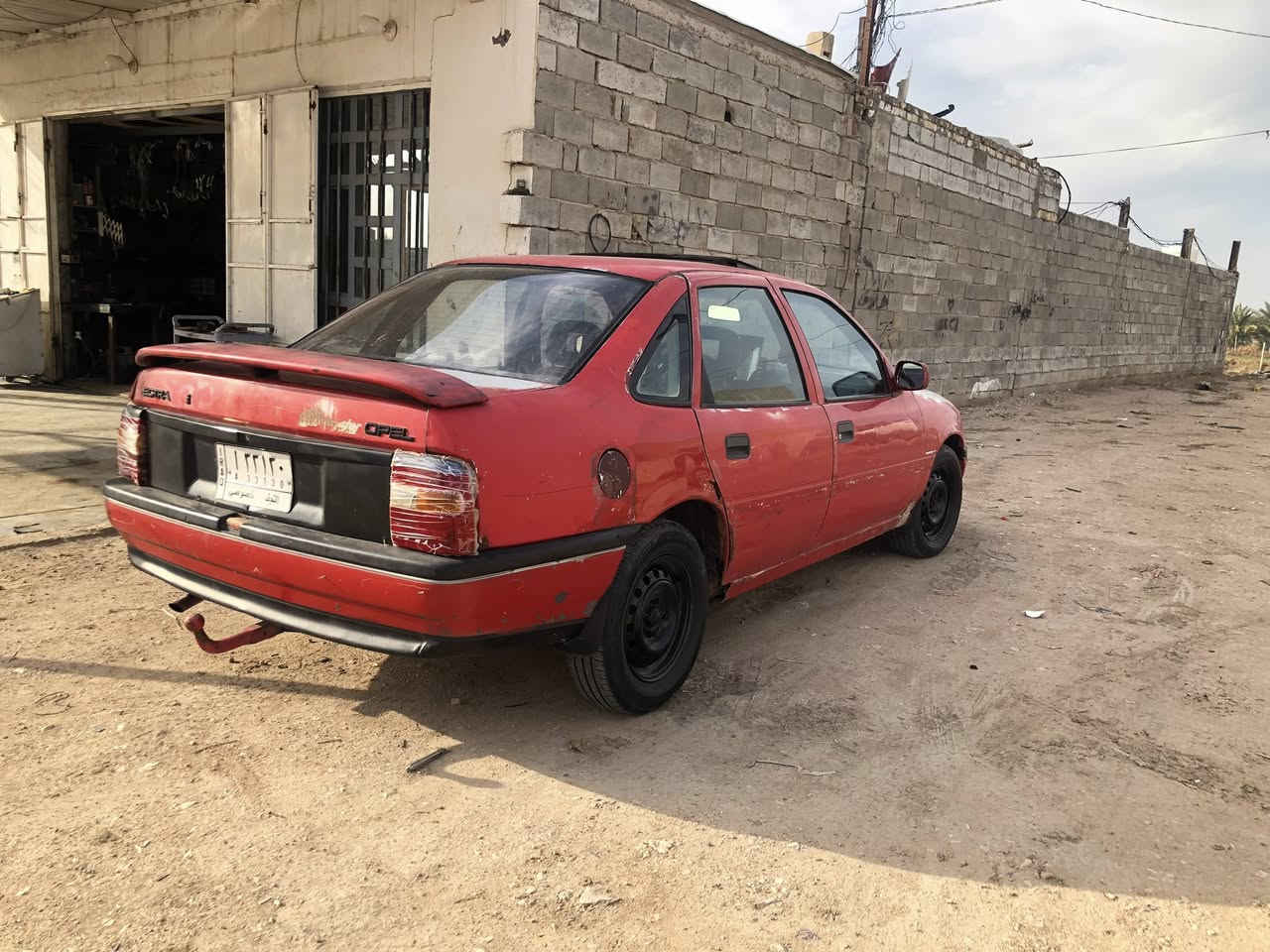 فكتره مديل 1992 ا حداديه جديده كهربايات كلها شغاله تدفه شغاله تخم تاير جديد مكينه وكير خير من الله مكاني نجف مشخاب السعر 20وبيها مجال 
***********
