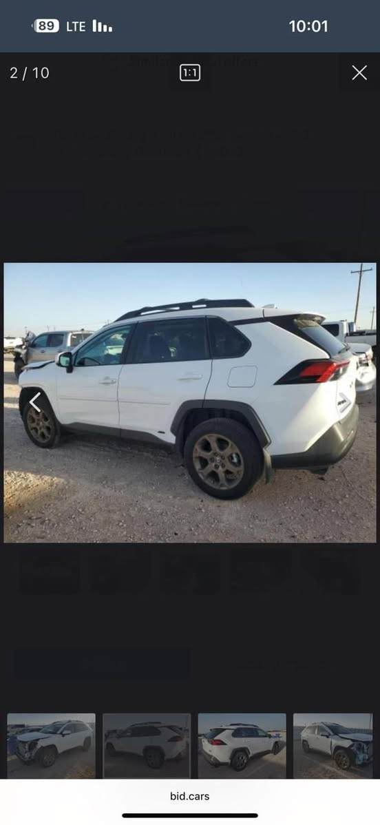 السلام عليكم
راف فور 2023 هايبرد
فئة woodland الجبلية 
ماشي ٤٠ كيلو 
حادث بسيط فقط دعامية امامية
بدون لغد ودواخل شرط كلشي بلادي
شاشة كبيرة الحديثة
مكان السيارة شارع فلسطين 
***********
