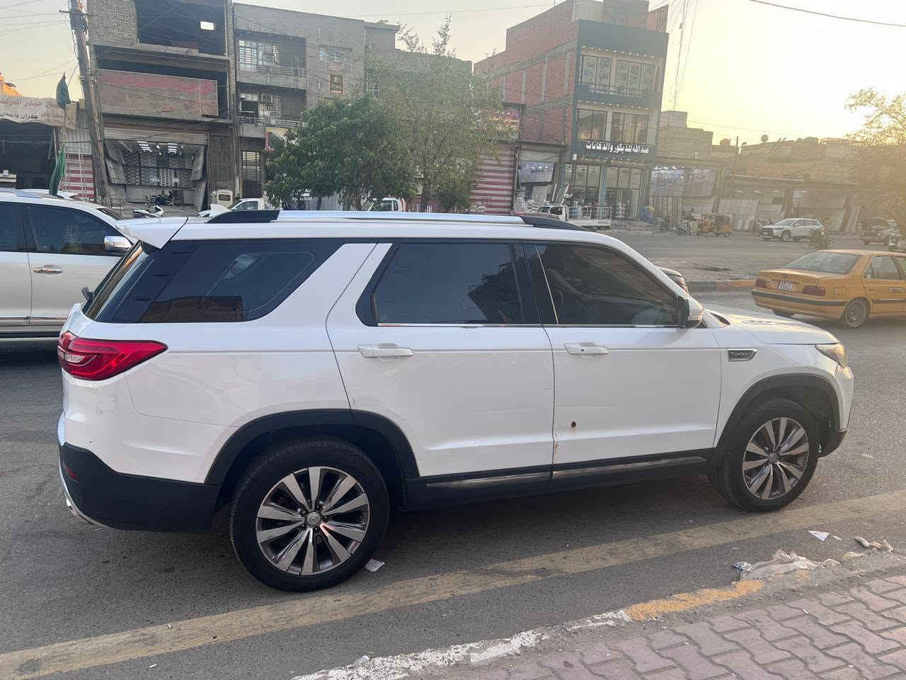شانجان cs95
موديل 2019
محرك 2000 تيربو 
سلايد روف - مري شفط - تبريد 3 قطع 
كشن كهربائي تحكم ستيرن جهتين
الضرر تعمير جاملغ ايسر امامي 
باقي الخدوش موضحه بالصور 
السعر 98 ومجال قليل
استفسار علا رقم ***********
