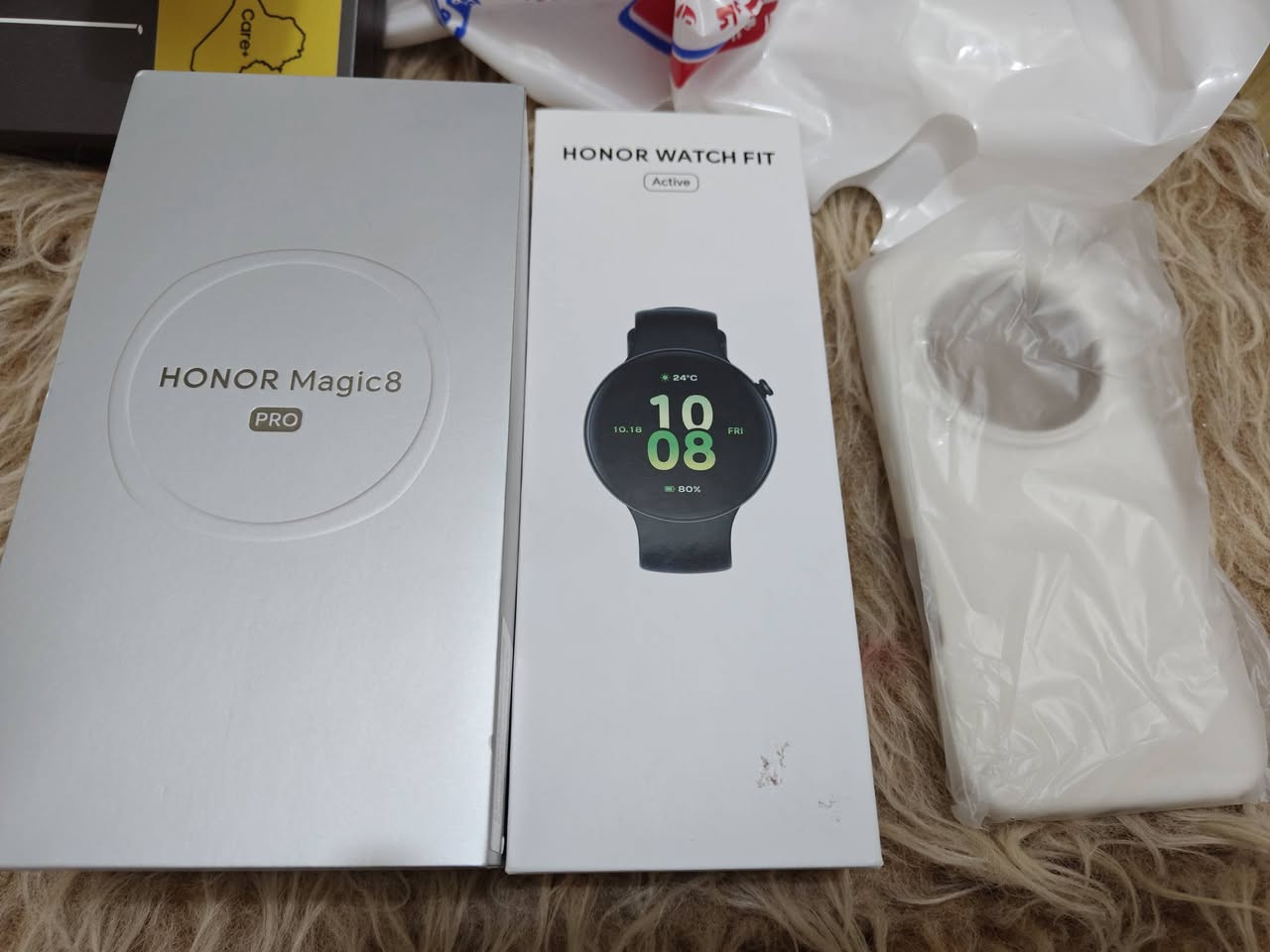 هونر ماجيك 8 برو
مع ساعه وكفر هديه مستخدم قليل 
السعر 1250 
نضافه فوك. 
مكاني سماوه يوجد توصيل


**إذا كنت صاحب هذا الإعلان وتريد حذفه لأي سبب، رجاءا أرسل رسالة إلى الدعم الفني**