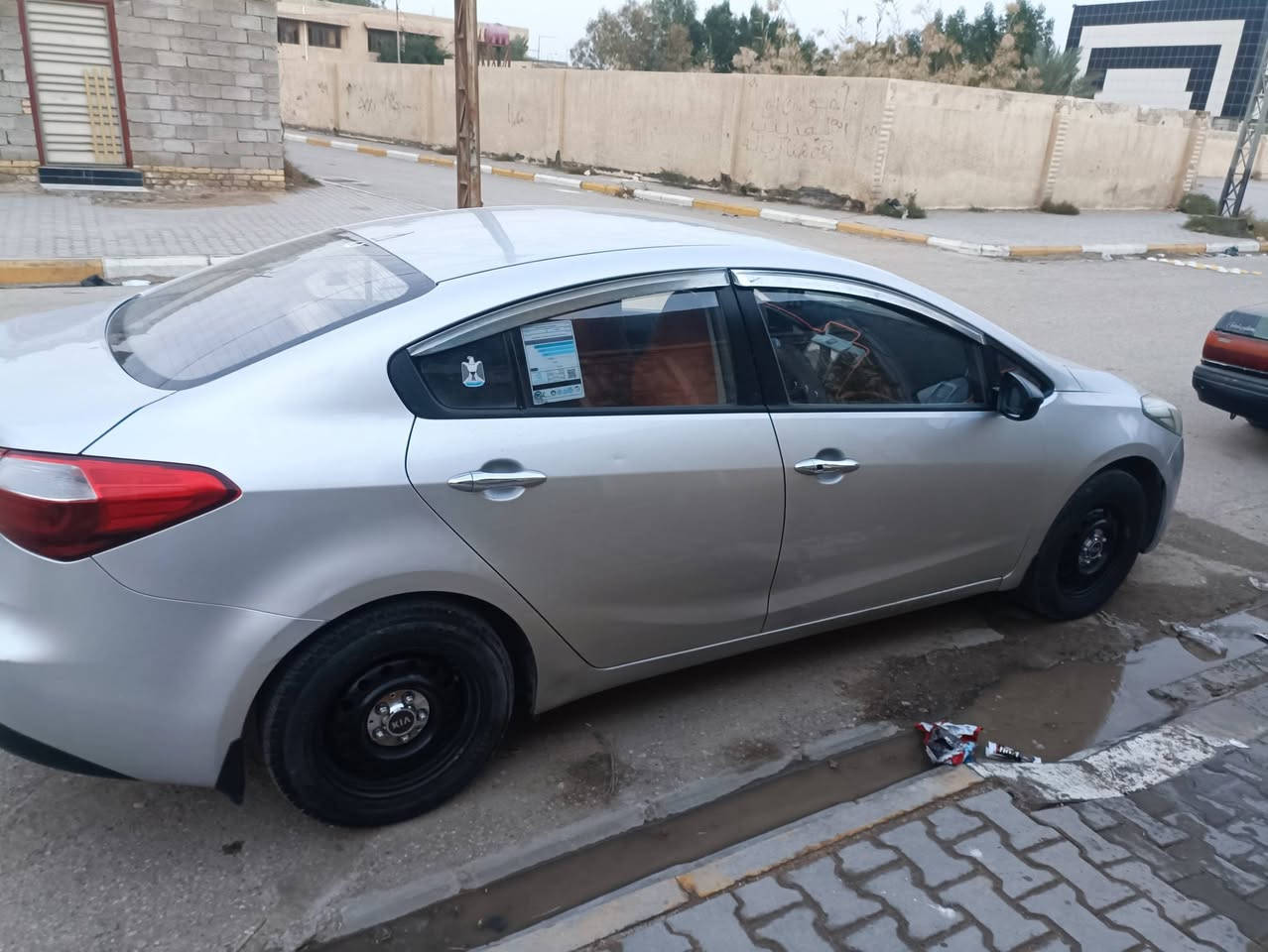 سيراتو 15 للبيع صبغ جوملغ ومرشوش ويا لباب قبل لاتتصل أو تراسل علمود تعرف كلشي  لن اني مو ابو مصلحه جبتهه اشتغل تكسي  وبطلت بارد كد صبع بل بنيد وهم بارد بجنطه كد صبع هيج سناتم  جامه كدام مفطوره بعد سلامتكم سياره بسم اخوي سعر 115 عاجبك خابر ماعاجبك نطي لايك وعبر لمنشور رقم ***********, ماعندك رصيد بي واتساب
