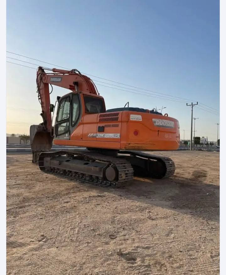 السلام عليكم ورحمة الله
📍📍كلك ادوات بدون تحويل

للبيع حفاره  🚩دوسان🚩  بلادي شركه 

دخول جديد سعودي  اصل 

تخم تاير كارتون بي جديد

موديل 2010 اصل وبلادي 

ماسس نقار وكامل مع جهاز نقار

مكفوله من الصبغ والكص بشرط بعدها شركه بدون قطره صبغ ولا لحيم

السياره أدوات 📍 يعني كلك ادوات 

الاليه بدون تحويل 📍ابيعلك كوم حديد

ملاحظه 📍اكفلها من السرقه والكص والعشاير بشرط 

متومه رقم اربيل🚩 نكليزي الجديد اسوي بيها وكاله  

السعر 📍(( 150$ ورقه )) فقط وبي مجال بسيط

ملاحظه:::# توصل اي محافظه تريدها 
حسب الاتفاق !!!
للاستفسار اكثر اتصال أو وتساب 

***********
