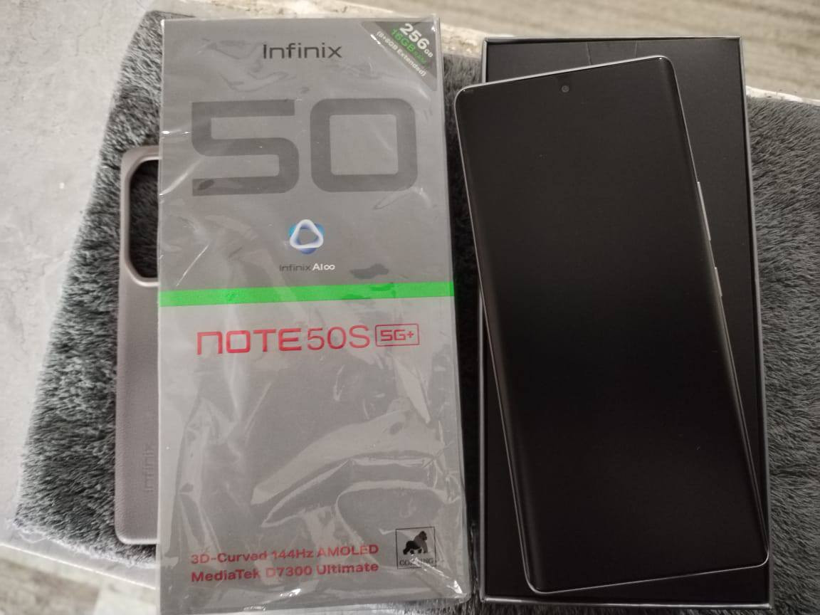 انفنكس نوت 50 اس فايف جي الجديد ذاكرة 256 معالج ببجي 90 فريم مواصفات راقية صار ٢٠ يوم من ماخذه غراض كاملة السعر 250 الف مكاني بغداد الغزاليه ***********
