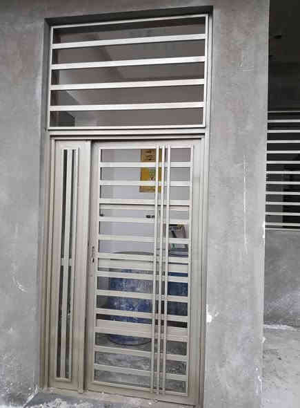 صبغ داخل ميسان بنسب السعار شبابيك وجدار ***********
