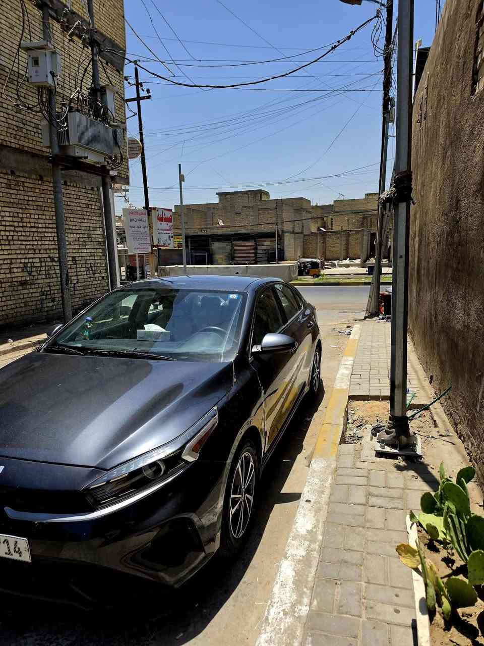 السلام عليكم فورتي موديل 23 
حادثه بنيد مصل فقط وبيه حالوب 
محرك مكفول كير مكفول سياره خير من الله 
ماشيه 51 سعر 140 وبيه مجال بسمي تحويل ثاني يوم 
رقم ***********
