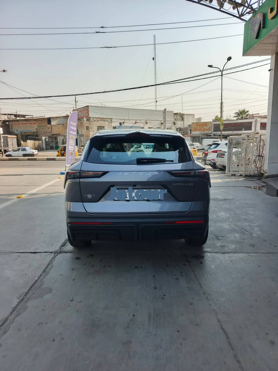 ‏السلام عليكم 
‏جتور ( داشنك موديل 2024 ) فئة ( لاكجري ) اعلى فئة للبيع 
‏اللون فيلي ضمان شركة هارلم ١٠ سنوات ومدى الحياة للمحرك  فئة لاكجري اعلى مواصفات ماشية 4000 فقط  صارلها سنة ونص تقريباوسيارة ضامها بالبيت عندي سيارة ثانية 
‏شاشة كبيرة گير تعليك داخل جلد بانوراما سماعات بتجوات الكشنات ويل ٢٠ محرك ١٦٠٠ تيربو اوامر  صوتية تبريد ثلللج اربع كامرات بانورامية 
‏توقف تصادم ذكي 
‏شاحن موبايل لاسلكي كشنات جلد تدفئة وتبريد 
‏كشنات  جلد  كهرباء  وتدفئة وتبريد بالكشنات لايت واشارات ليد امامي خلفي
‏ثلاث انظمة قيادة هاند بريك بصمة 
‏ومواصفات كثيرة جدا 
‏ارضيات بلادية ريزلاين بعدها بالجيس + ارضية صندوق ريزلاين + واقيات طين بلادية غير مشدودة 
‏الكشنات كلها مغلفة بنايلون للحماية 
‏السيارة فقط طخة بسيطة جدا  بالجاملغ الامامي عكس السايق ومصلح pdr وتكحيل بسيط 
‏مكانها شارع فلسطين
‏السعر 27  مليون 
‏للتواصل على الرقم ***********
‏واسف على الاطالة 
‏ 
‏
